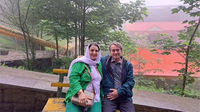 علی پوراحمد و همسرش